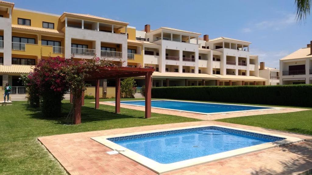 J&J Holmes T2 Next To Pinhal Velho, Terraces Of Pinhal, Vilamoura Quarteira Extérieur photo